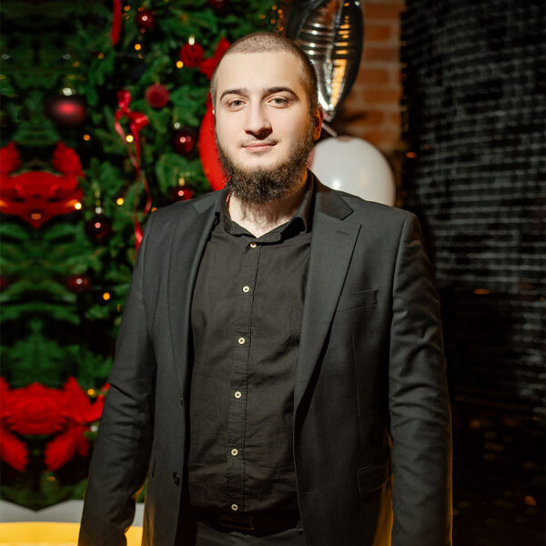 Менеджер по работе с клиентами